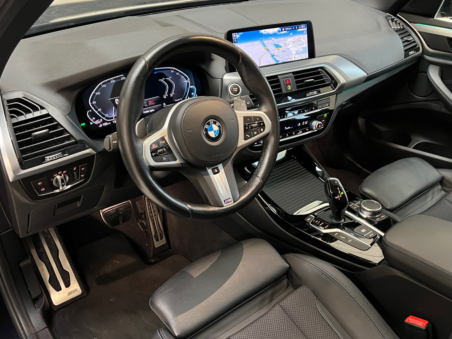 41492530-14.jpg